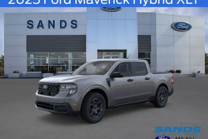 2025 Ford Maverick XLT photo 1