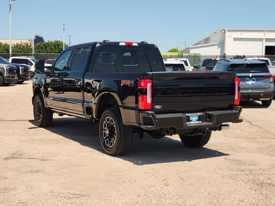 2026 Ford F-250 Platinum photo 1