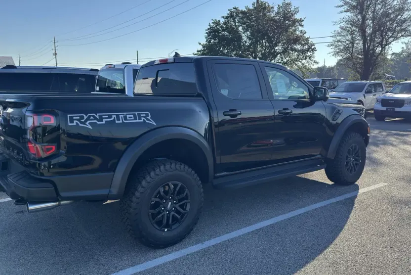 2025 Ford Ranger Raptor photo 1