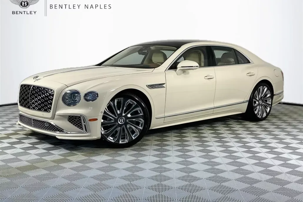 2025 Bentley Flying Spur Mulliner photo 1
