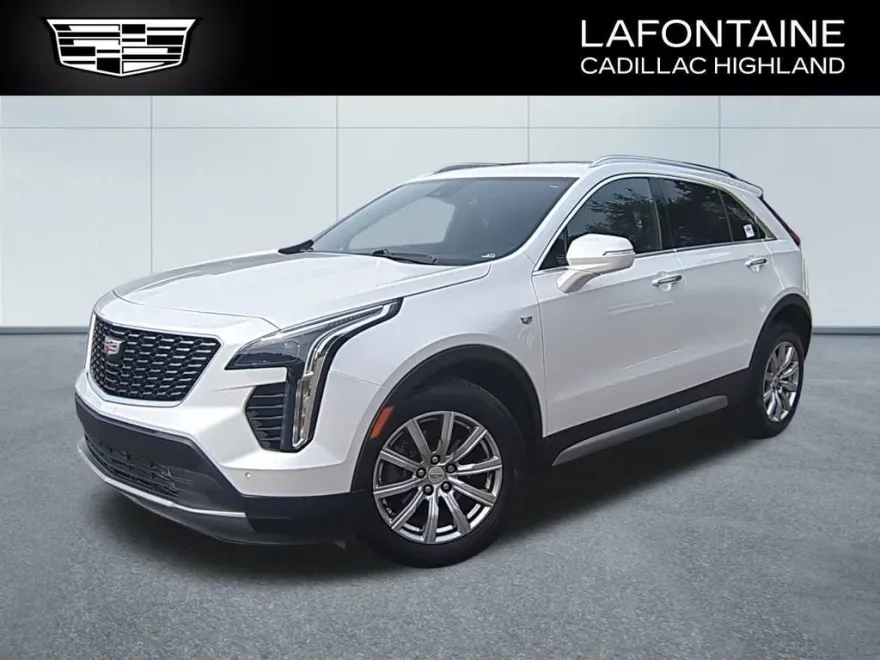 2023 Cadillac XT4 Premium Luxury photo 1