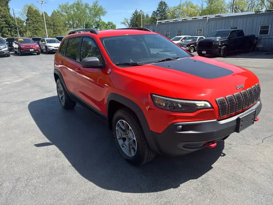 2021 Jeep Cherokee Trailhawk photo 1