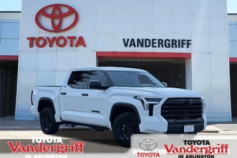 2023 Toyota Tundra SR5 photo 1