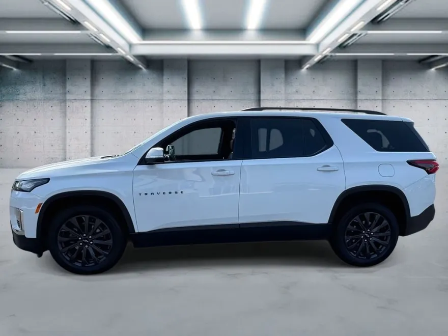 2022 Chevrolet Traverse RS photo 1