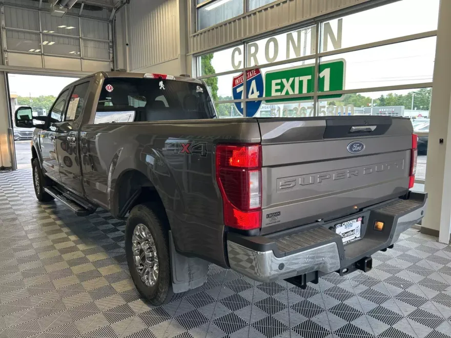 2022 Ford F-250 XLT photo 1