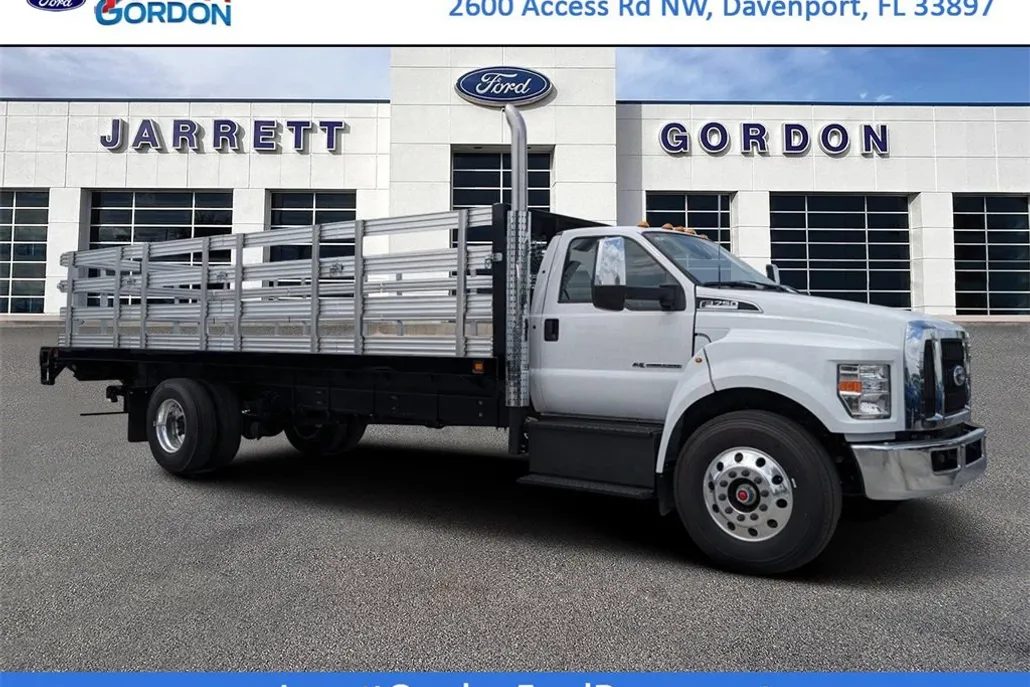 2024 Ford F-750 Base photo 1