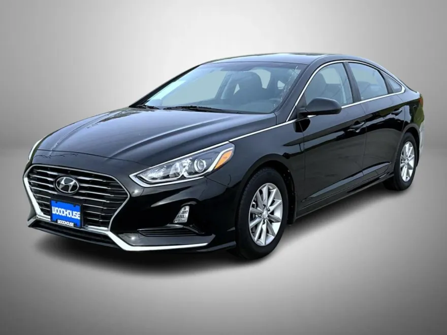 2019 Hyundai Sonata SE photo 1