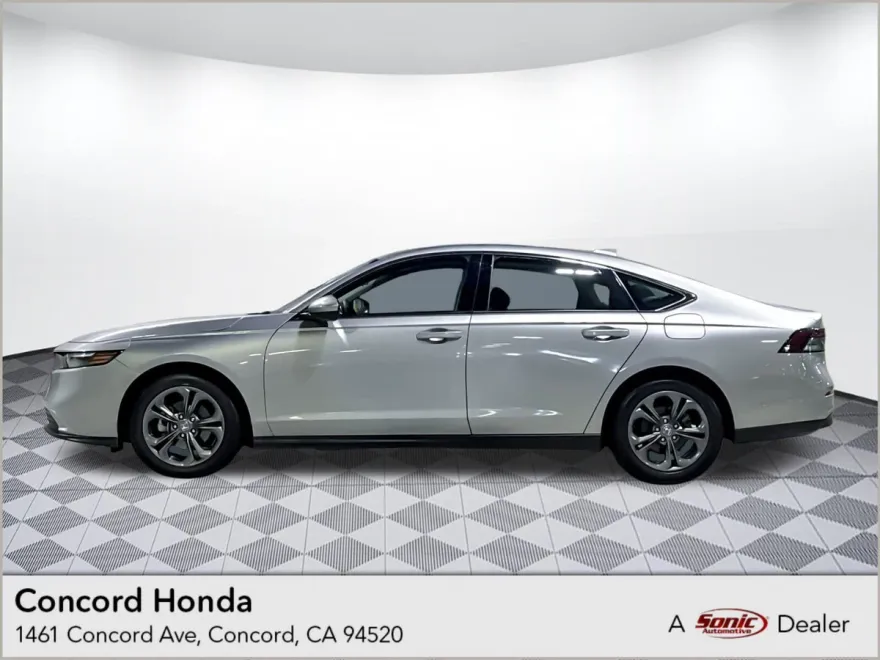 2023 Honda Accord EX photo 1