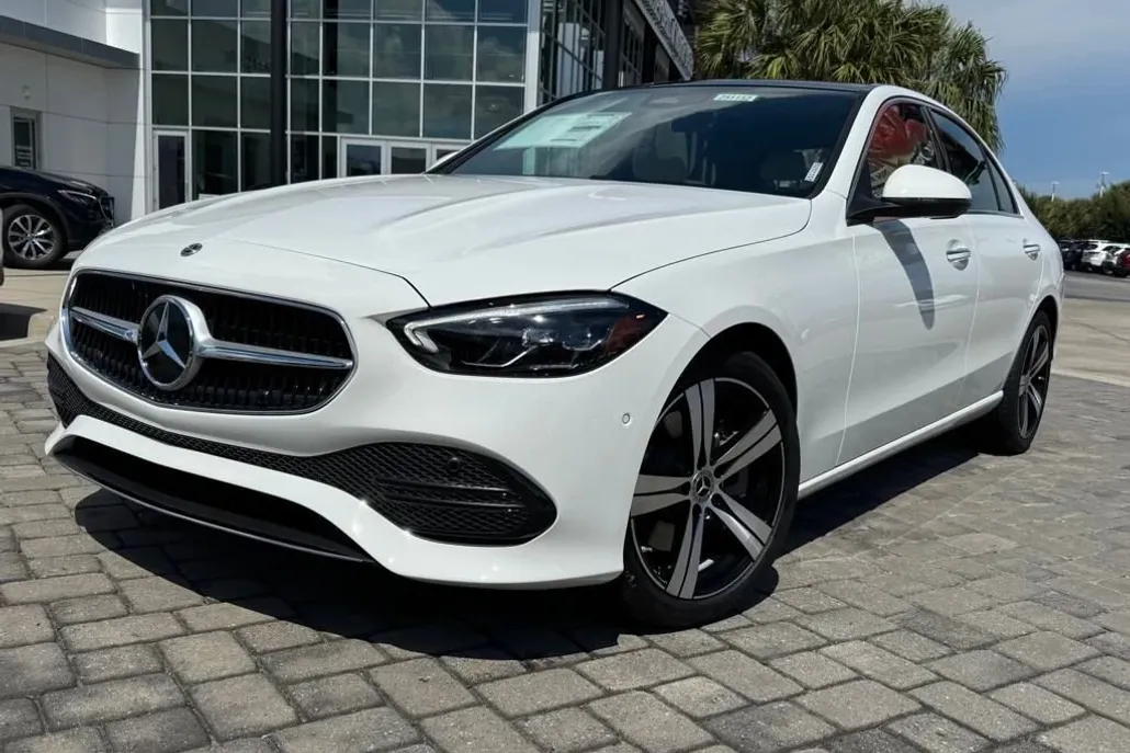 2025 Mercedes Benz C 300 photo 1