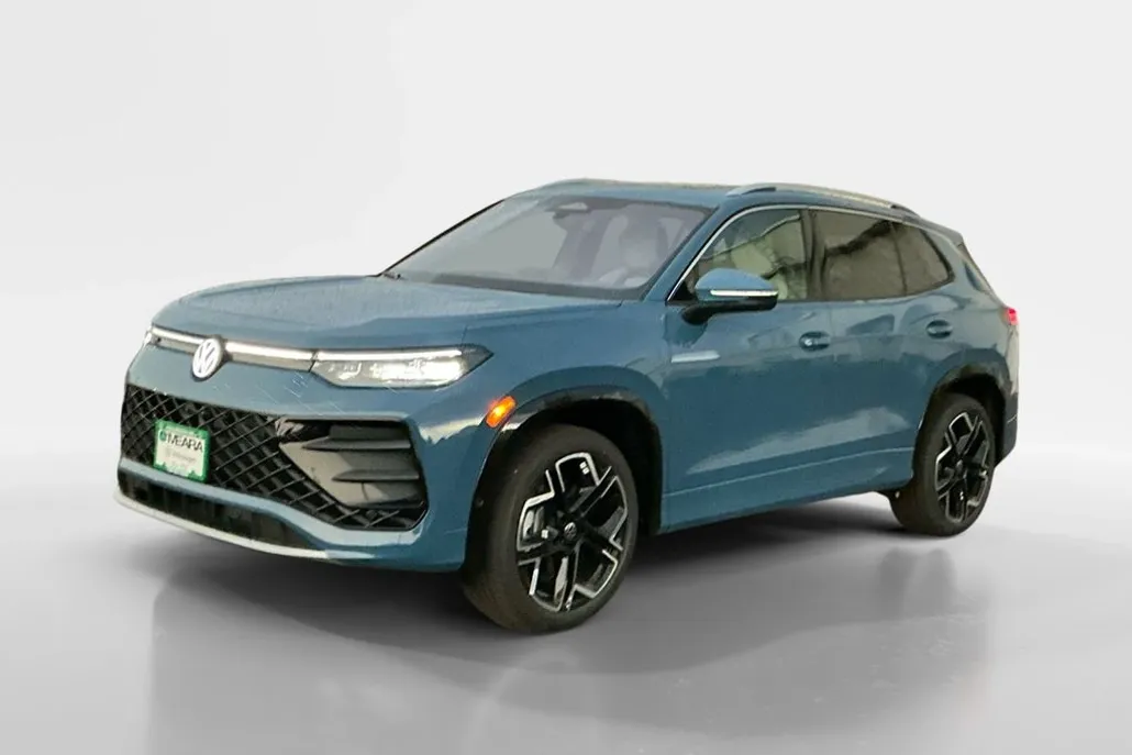 2025 Volkswagen Tiguan SEL R-Line Black photo 1