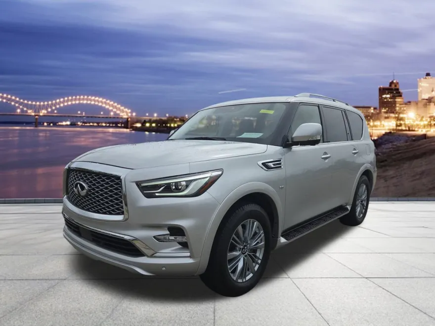 2019 Infiniti QX80 Luxe photo 1