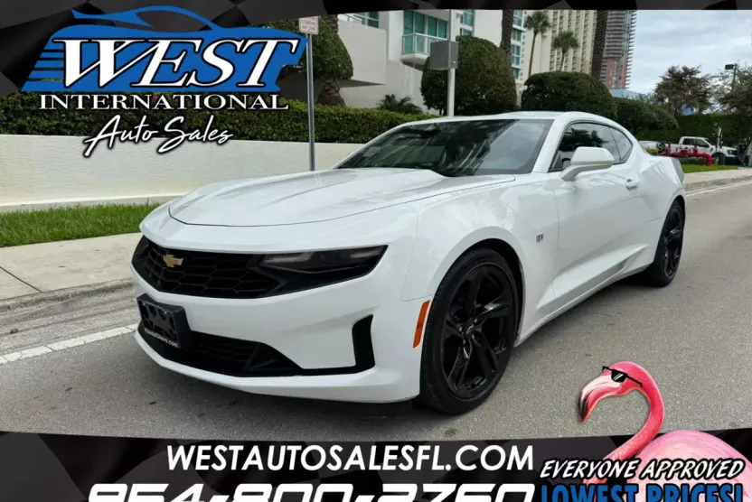 2023 Chevrolet Camaro Coupe photo 1