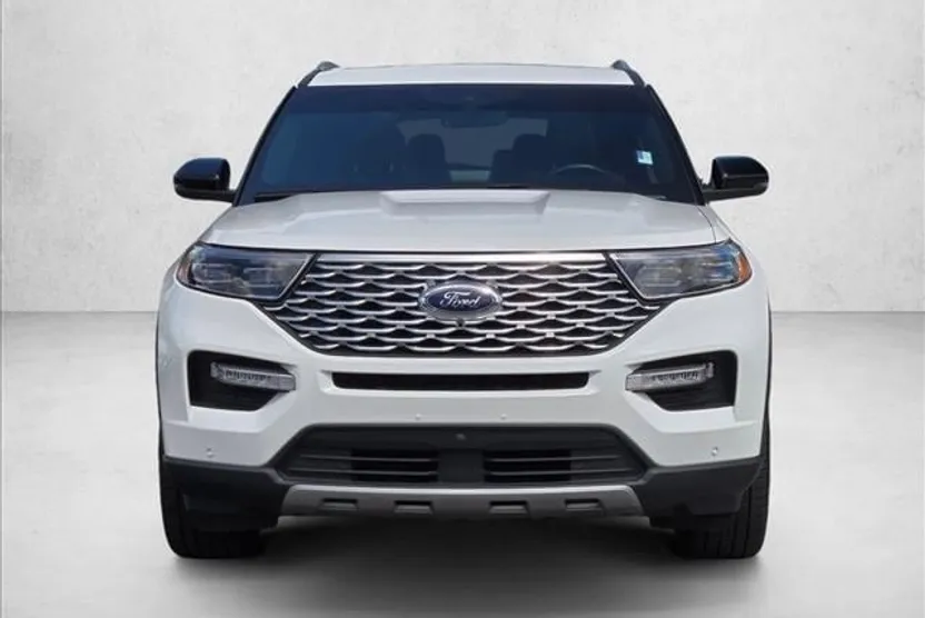 2021 Ford Explorer Platinum photo 1