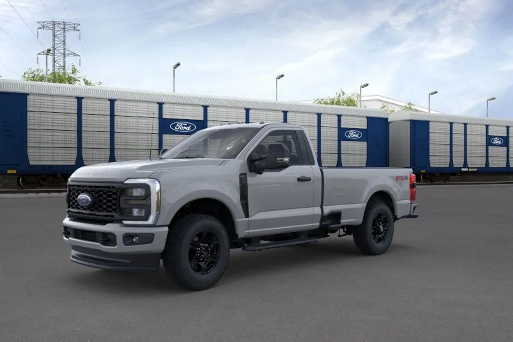 2025 Ford F-350 XL photo 1