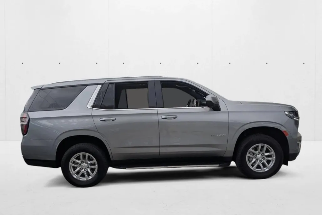 2024 Chevrolet Tahoe LS photo 1