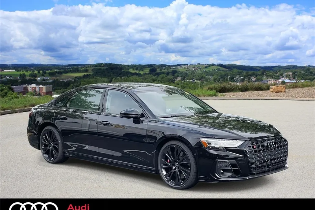 2025 Audi S8 Quattro photo 1