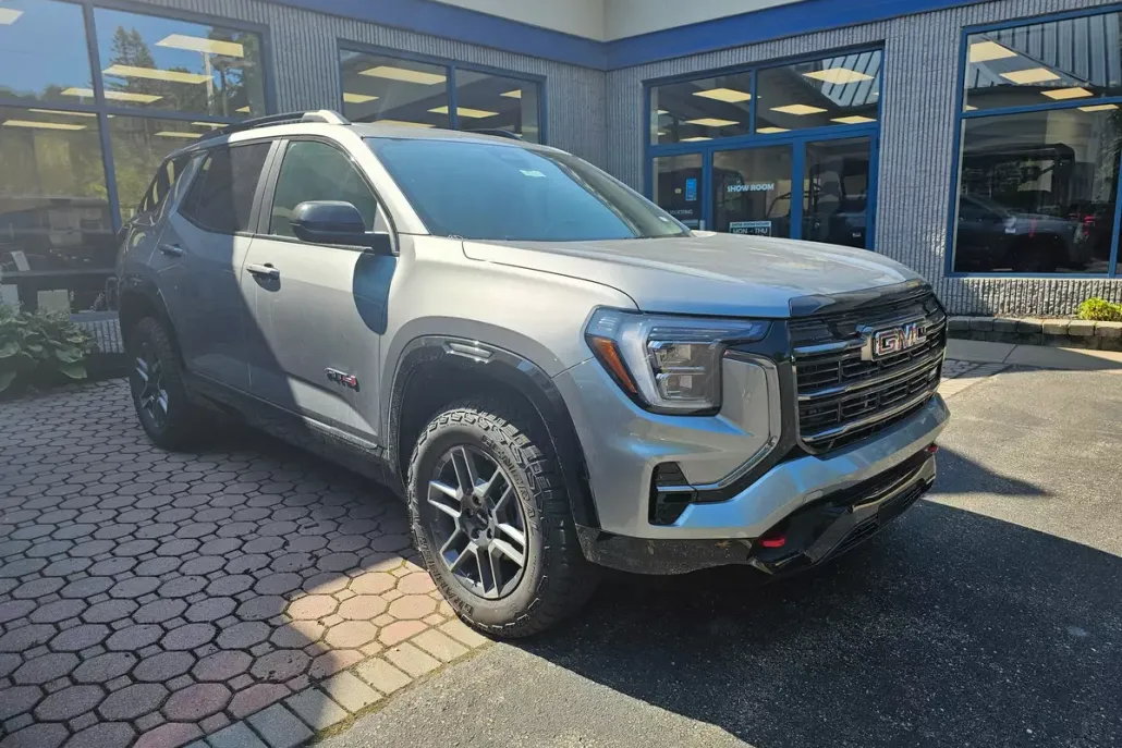 2026 Gmc Terrain AT4 photo 1