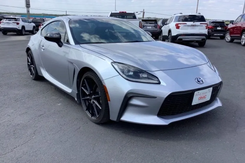 2024 Toyota GR86 Premium photo 1