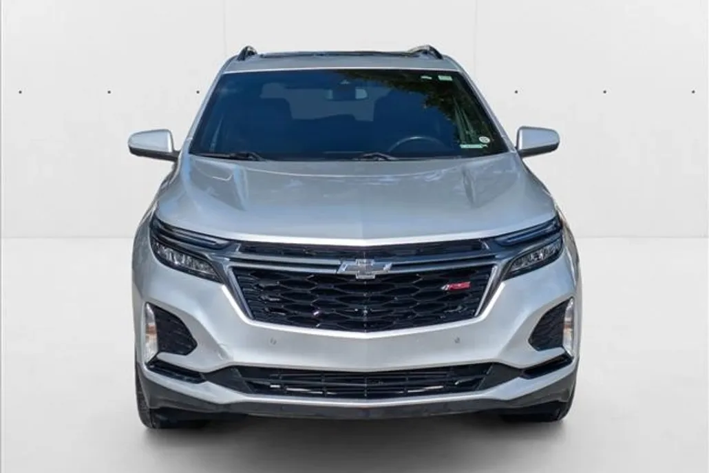 2022 Chevrolet Equinox RS photo 1