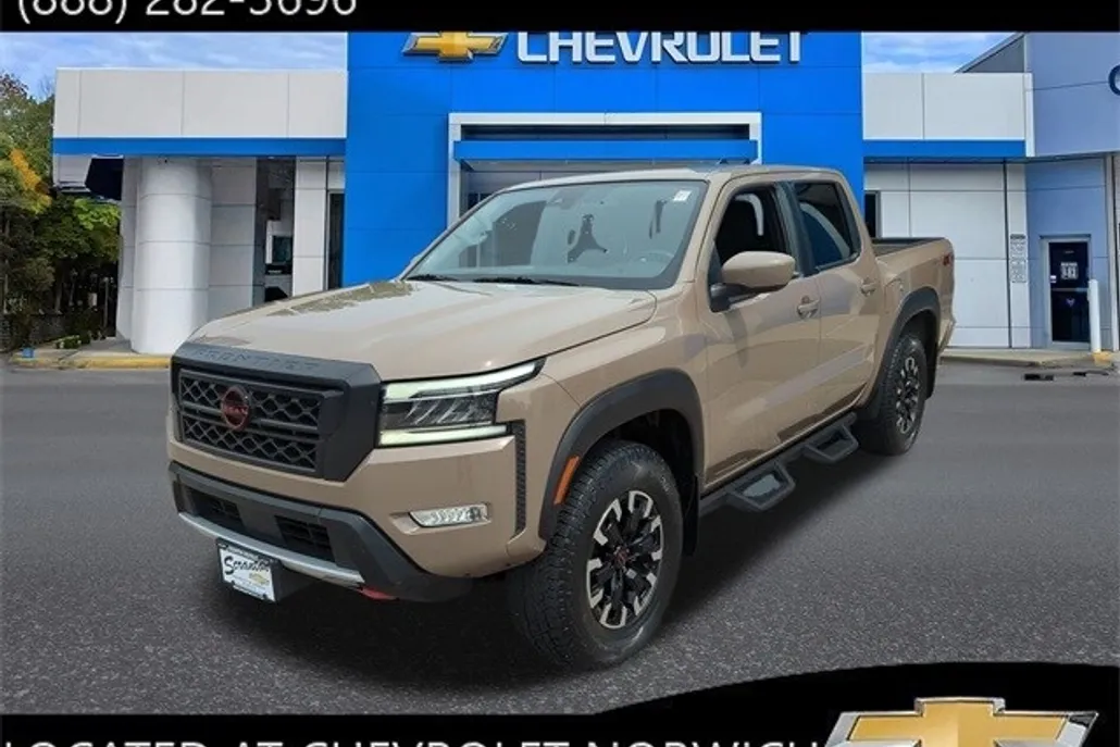 2023 Nissan Frontier PRO-4X photo 1