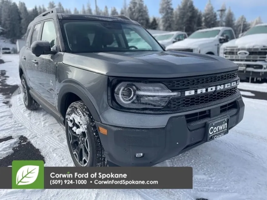 2025 Ford Bronco Sport Outer Banks photo 1