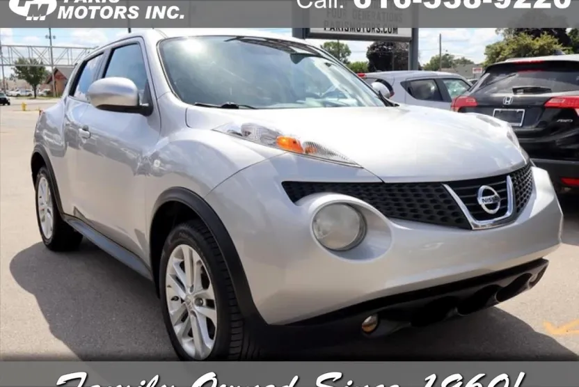 2012 Nissan Juke SV photo 1