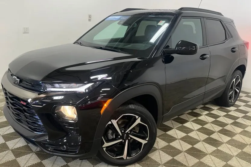 2023 Chevrolet Trailblazer RS photo 1