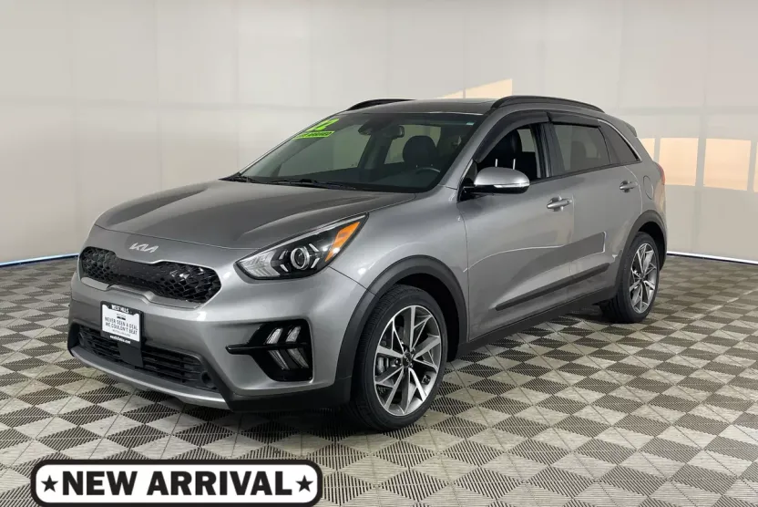 2022 Kia Niro Touring Special Edition photo 1