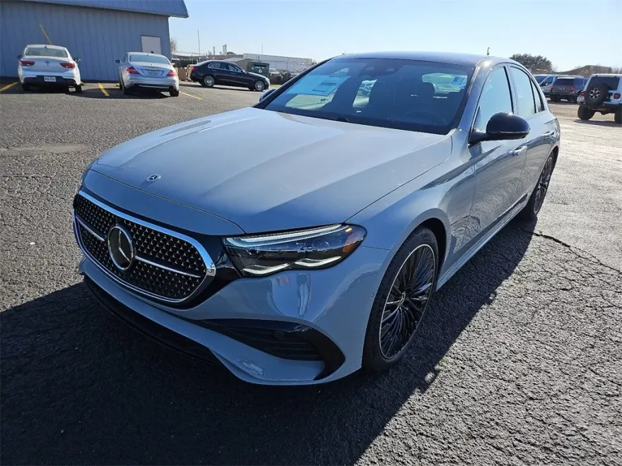 2024 Mercedes Benz E 350 4MATIC photo 1