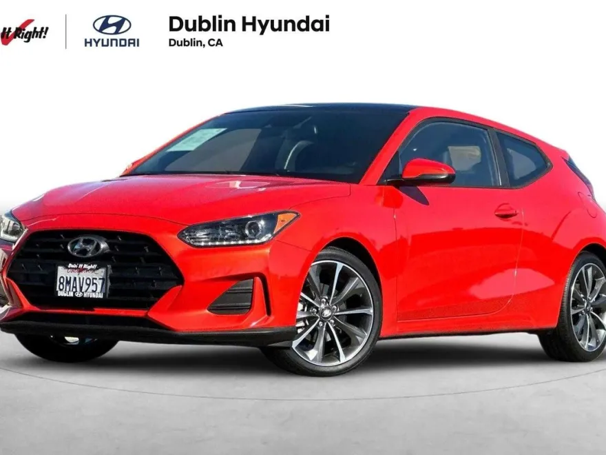 2020 Hyundai Veloster 2.0L Premium photo 1