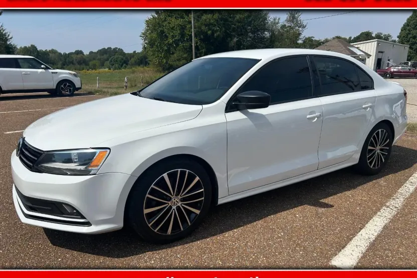 2016 Volkswagen Jetta 1.8T Sport photo 1