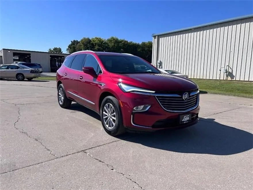 2024 Buick Enclave Premium photo 1