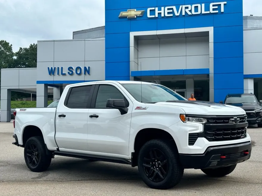 2025 Chevrolet Silverado 1500 LT Trail Boss photo 1