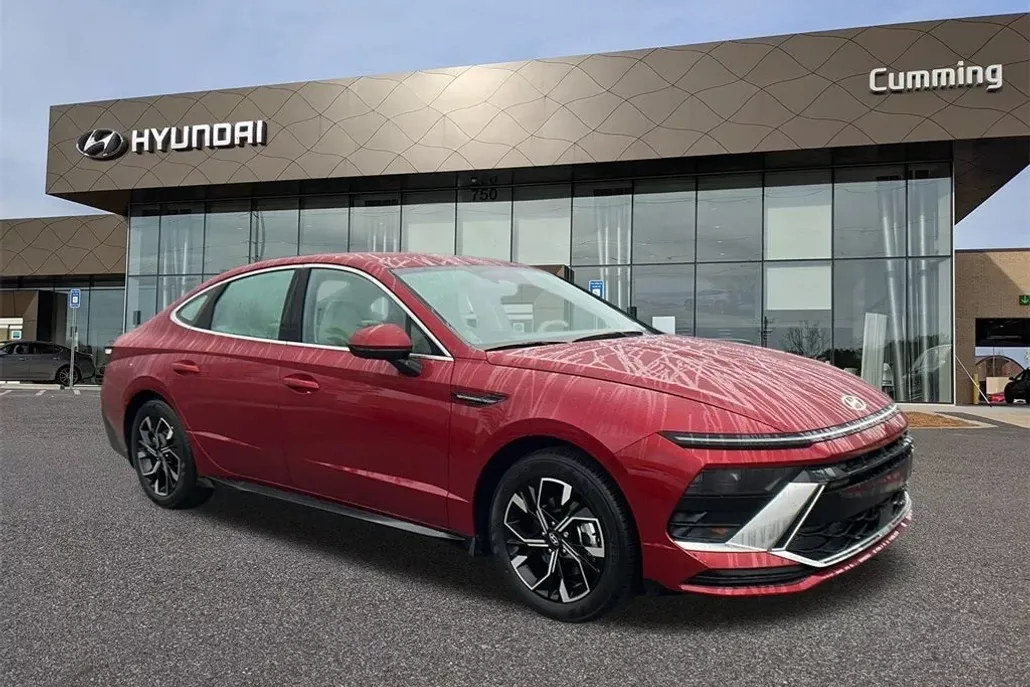 2025 Hyundai Sonata SEL photo 1