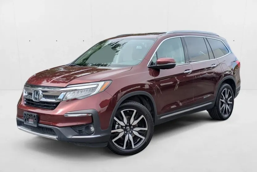 2021 Honda Pilot Touring photo 1