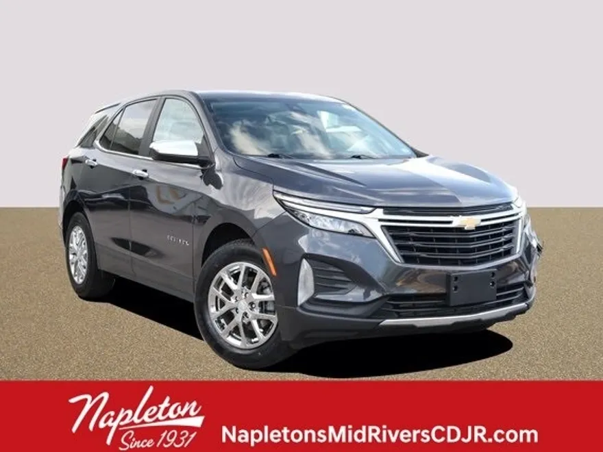 2022 Chevrolet Equinox LT photo 1