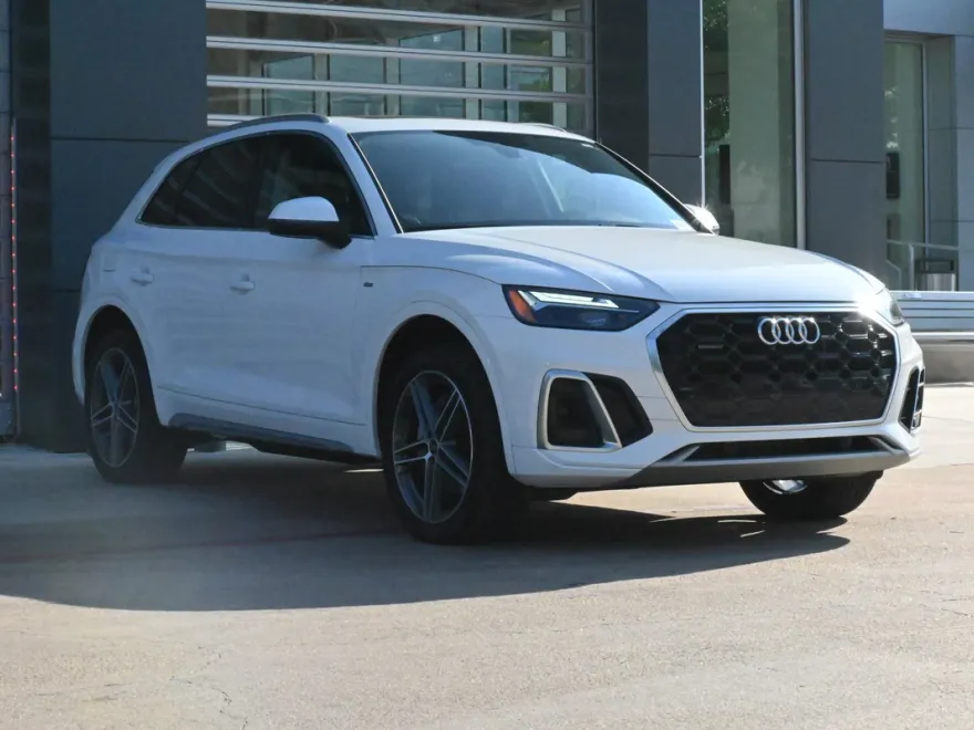 2023 Audi Q5 S line Premium photo 1