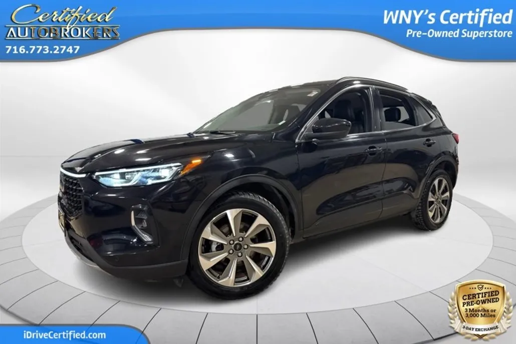 2014 Ford Escape Titanium photo 1
