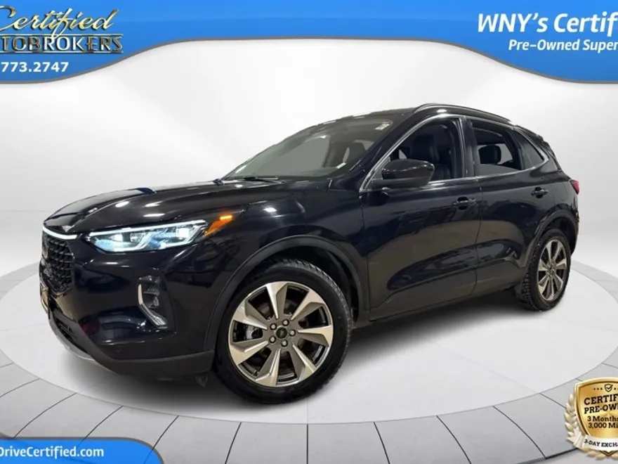 2014 Ford Escape Titanium photo 1
