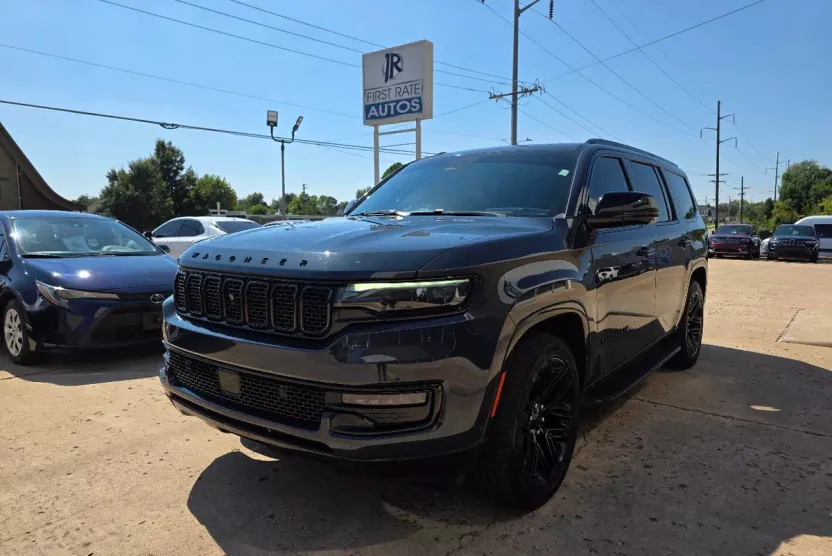 2023 Jeep Wagoneer Series II Carbide photo 1