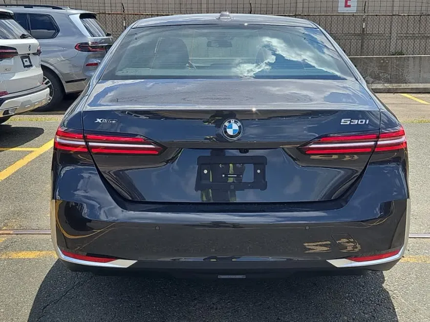 2026 Bmw 530i 530i xDrive photo 1