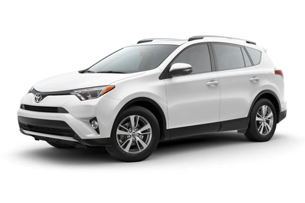 2016 Toyota RAV4 XLE photo 1