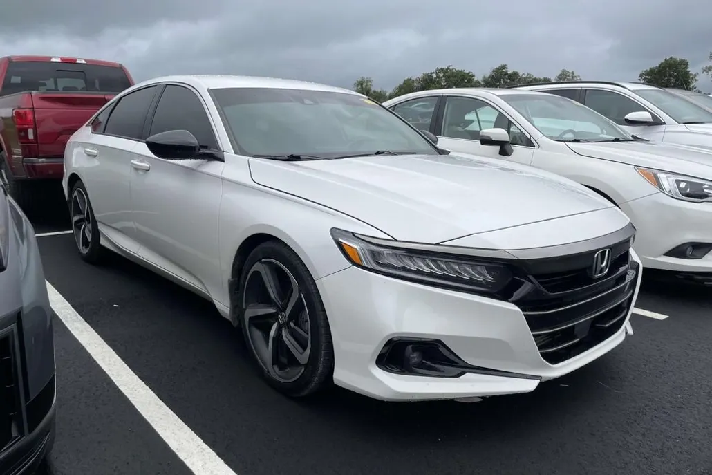 2021 Honda Accord Sport photo 1