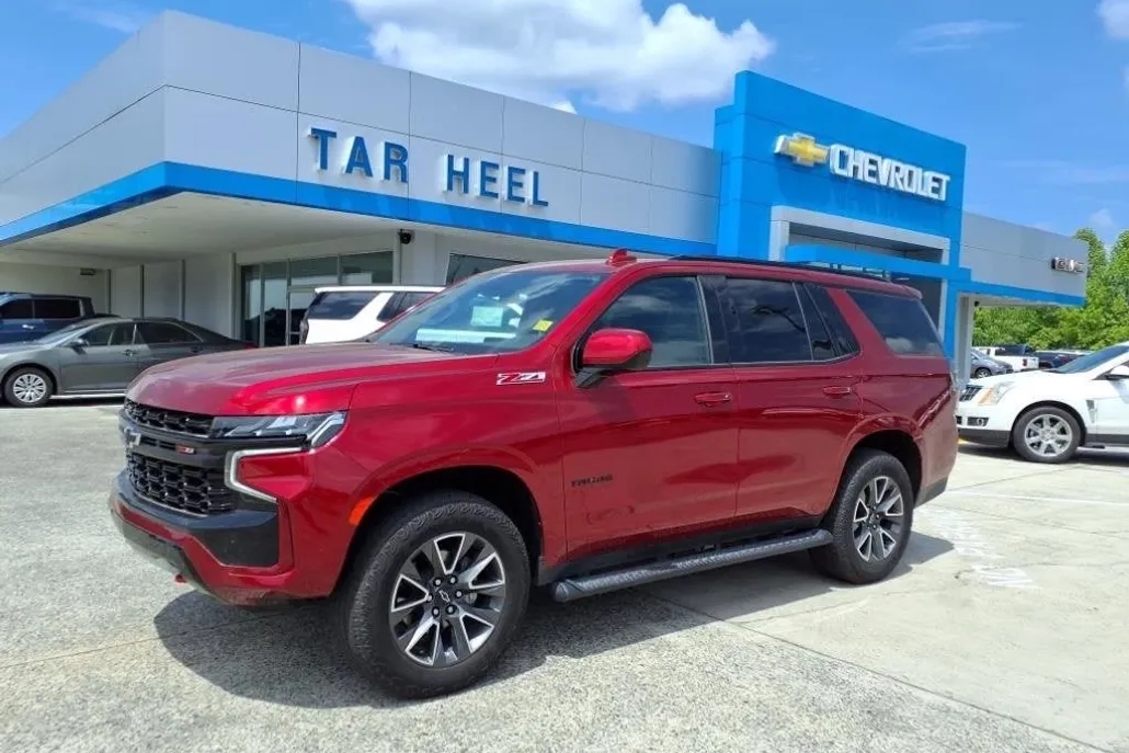 2023 Chevrolet Tahoe Z71 photo 1