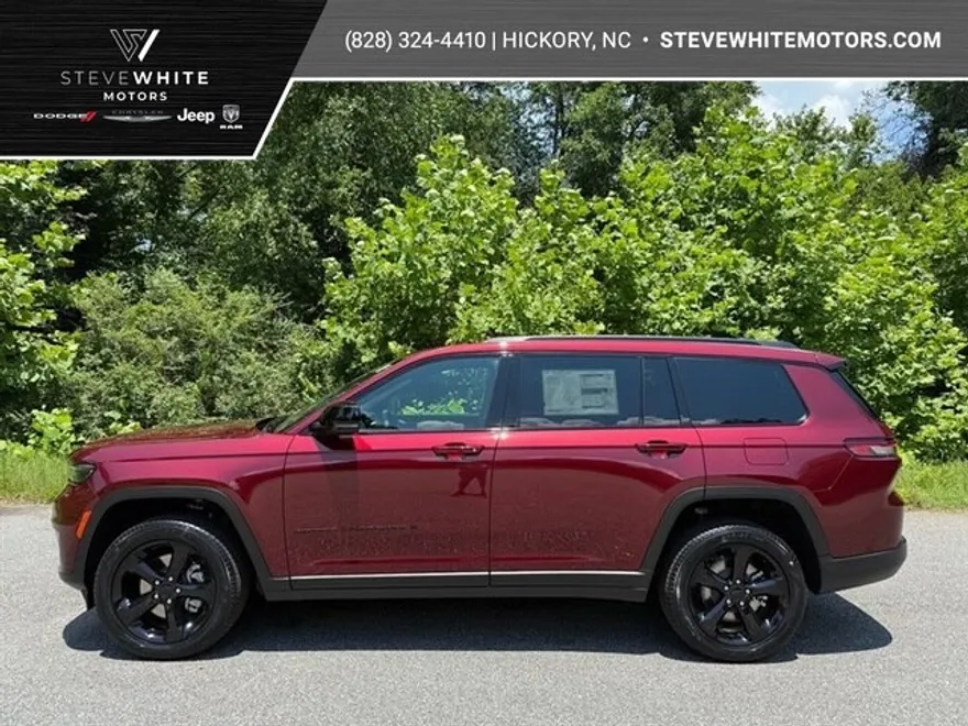 2025 Jeep Grand Cherokee Limited photo 1