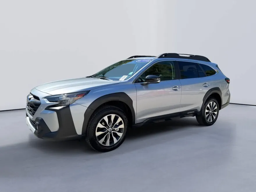 2025 Subaru Outback Limited photo 1