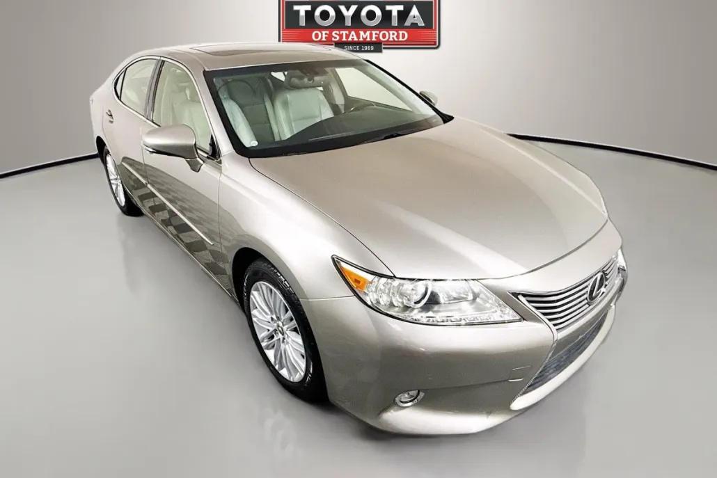 2015 Lexus ES 350 photo 1