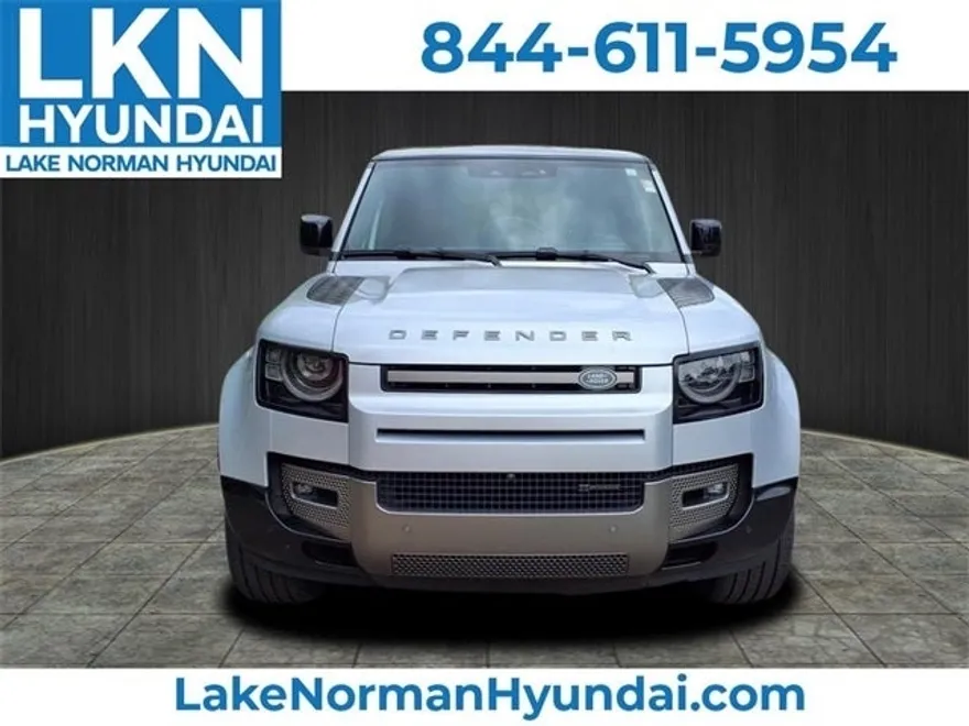 2023 Land Rover Defender X-Dynamic SE photo 1