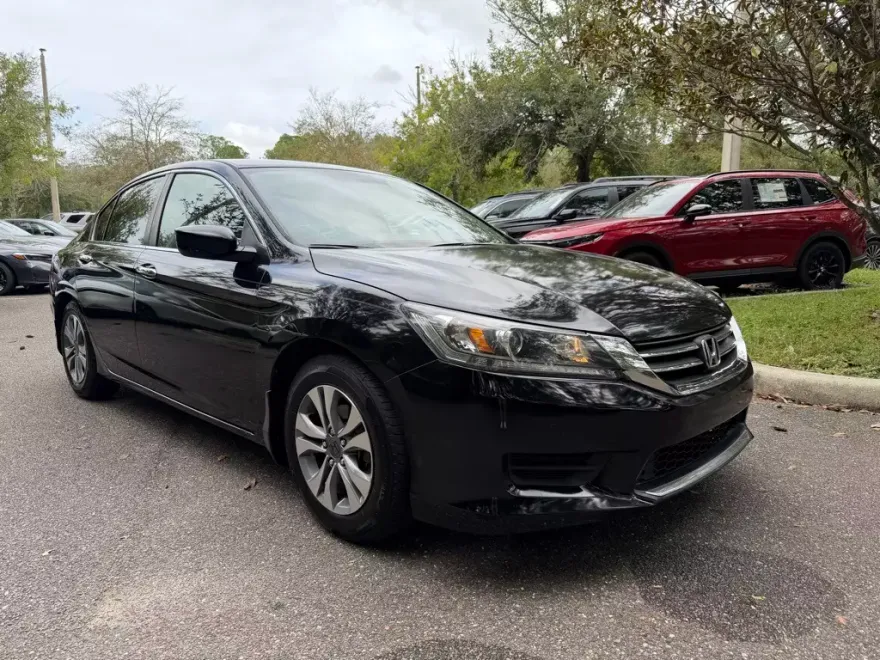 2014 Honda Accord LX photo 1