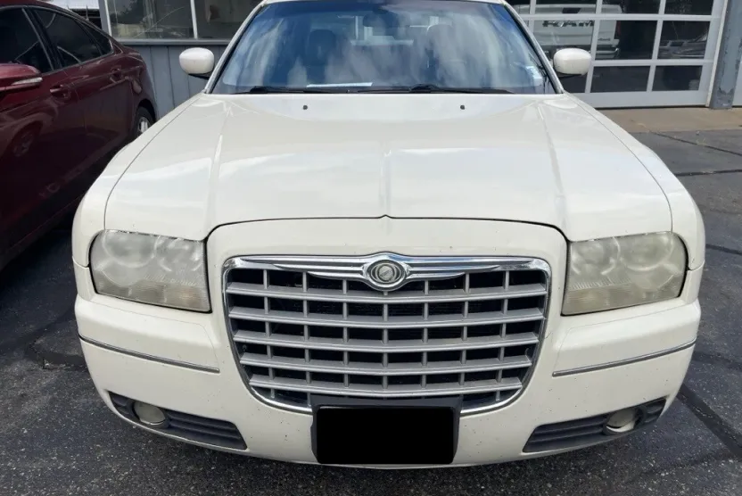 2007 Chrysler 300 Touring photo 1